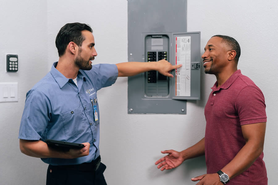 Circuit Breaker Repair in Centennial, CO